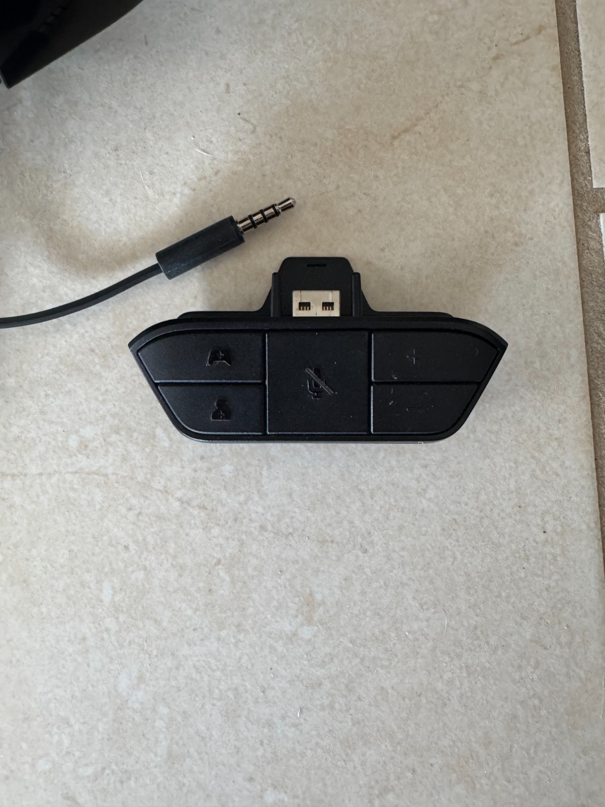 Microsoft Xbox One Stereo Headset (1610) & Adapter (1626)