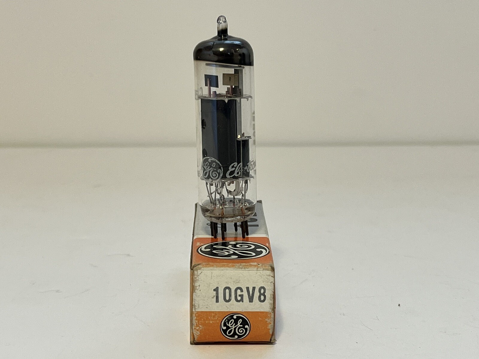 GE 10GV8 Vacuum Tube Tests Good