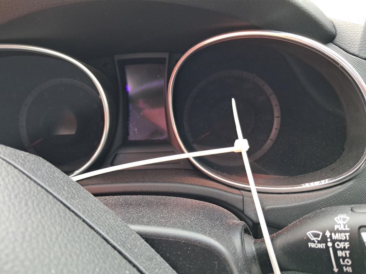 SANTA FE 2015 Glove Box 4798852