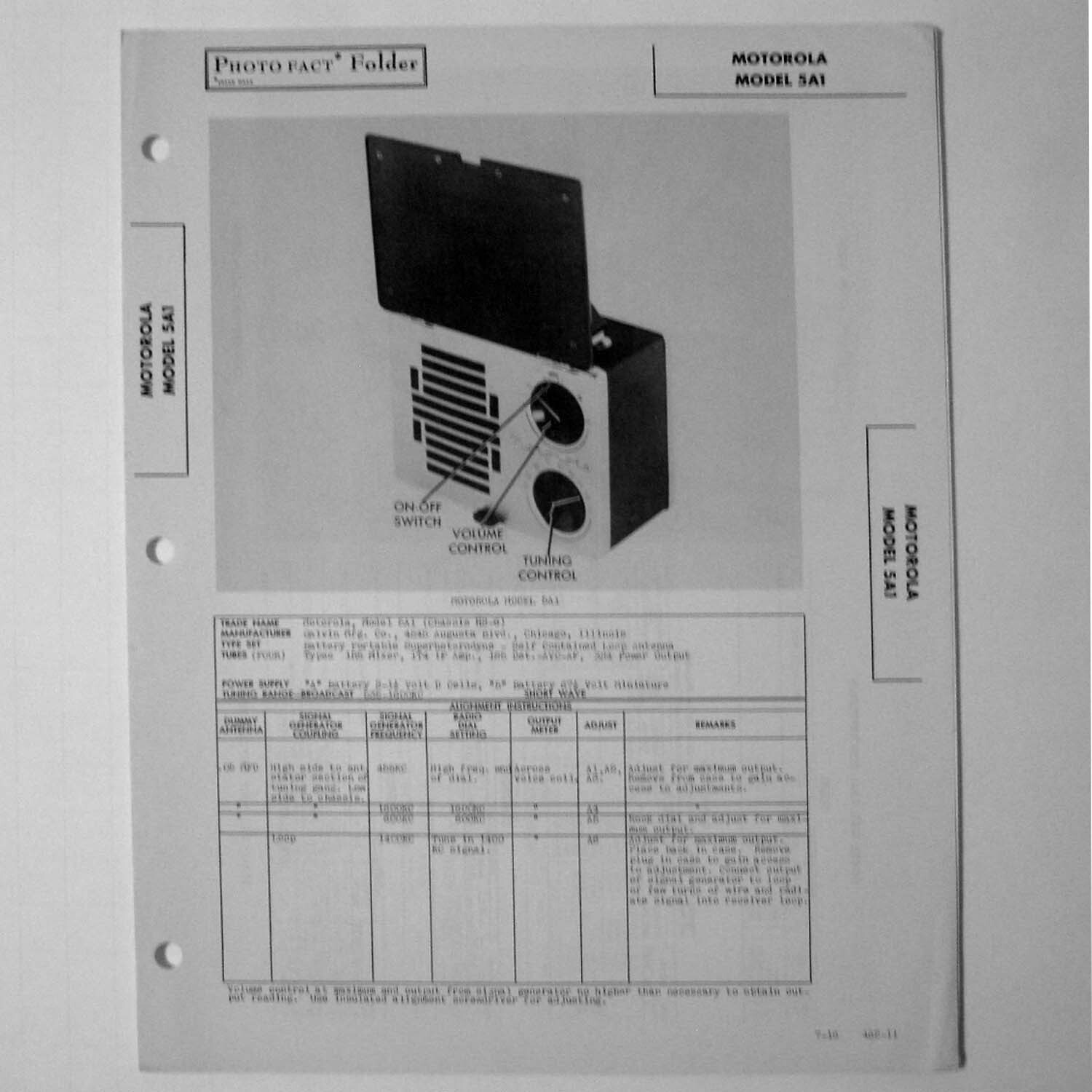 Motorola Model 5A1 Battery Portable Superhet Radio - SAMS Photofact ™ 1946 - New