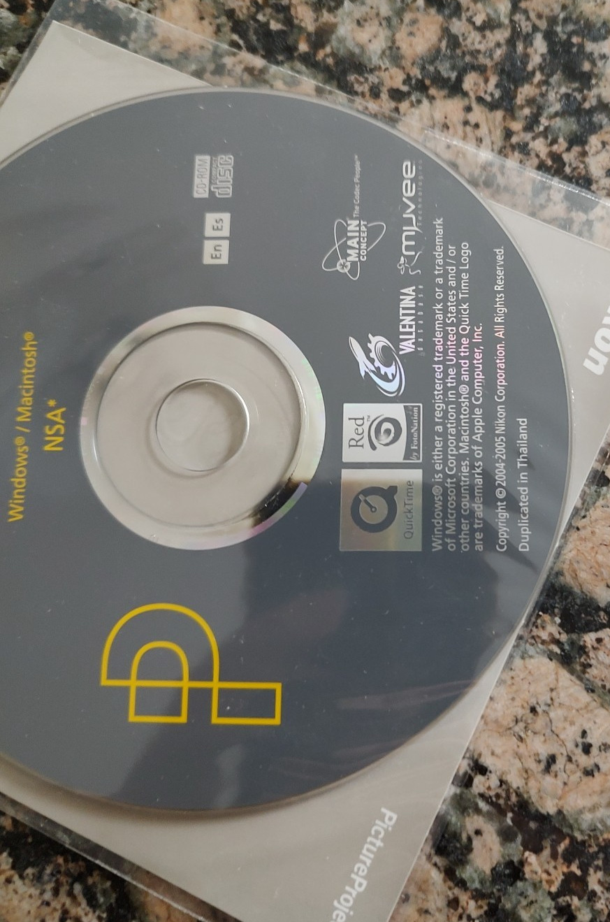 NIKON PictureProject 1.6 Windows / MAC CD 2004-2005 with CD Reference Manual