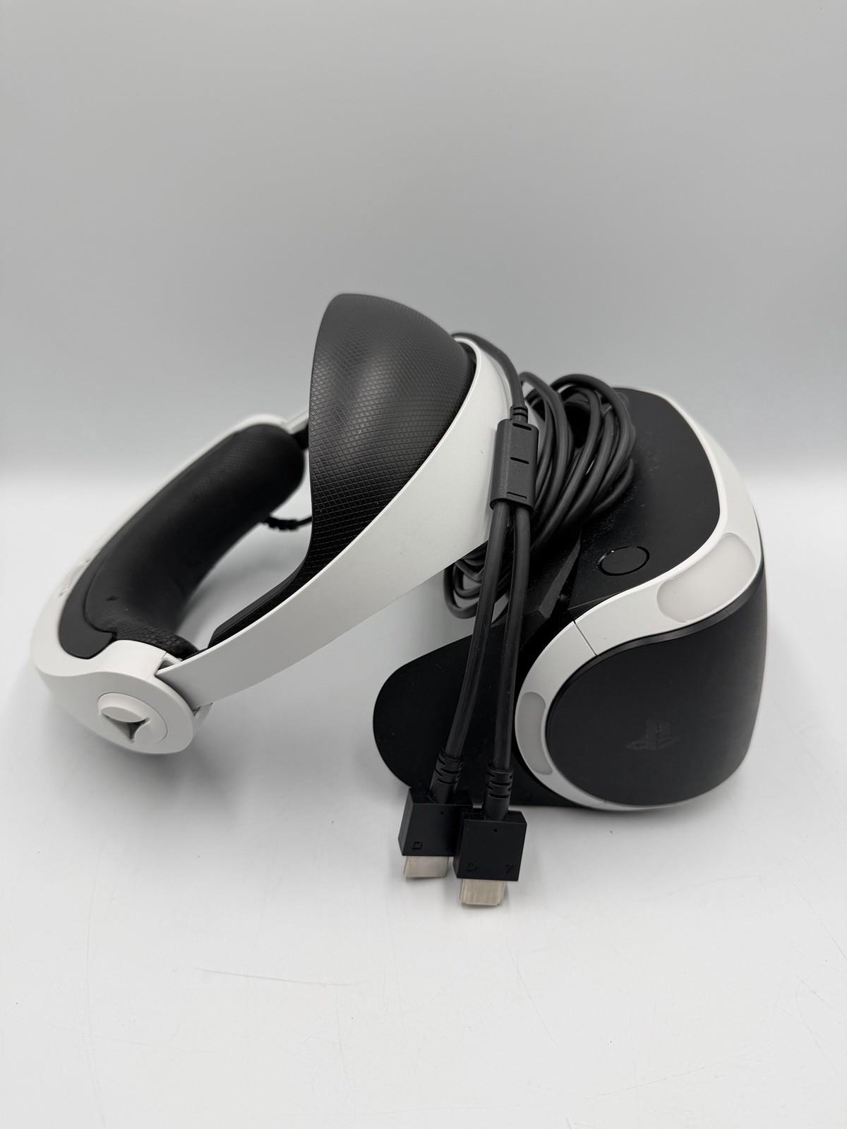 Play Station VR Headset And Controllers