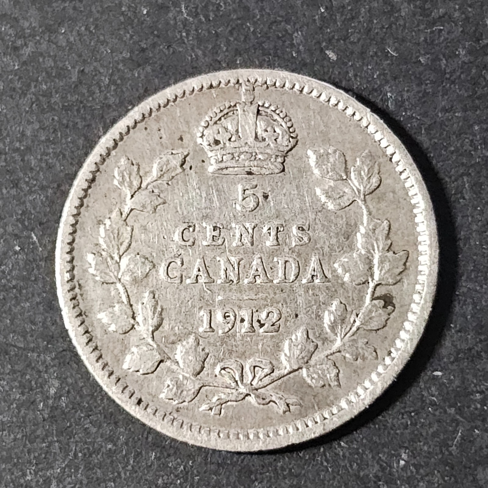 1912 Canada 5 five cents SILVER - COMBINE to SAVE - C5-455