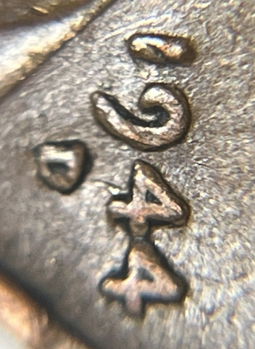 1944 D Wheat Penny Error 4 Touching 4 Date Error