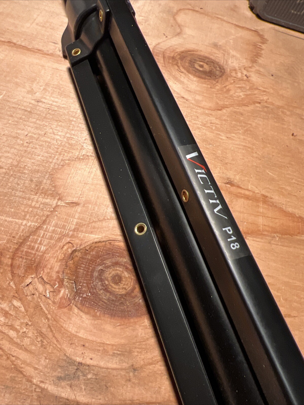 Tripod 86” Victiv Stativ