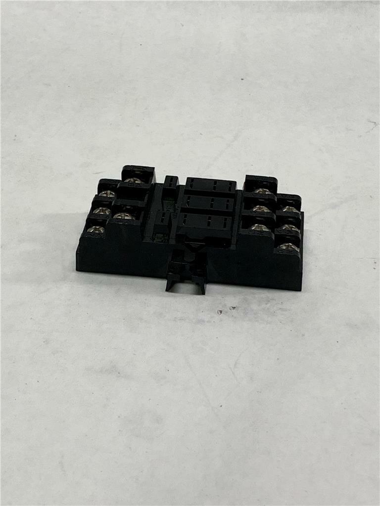 Gould SL-711 Relay Socket 10Amp 300V