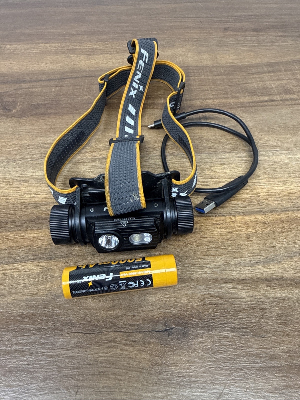 Fenix HM70R 1600 Lumen USB-C Rechargeable Headlamp with Red LED