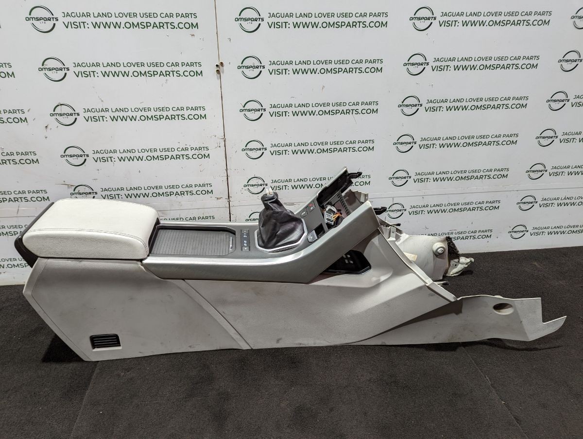 RANGE ROVER EVOQUE L538 CENTRE CONSOLE WITH ARMREST