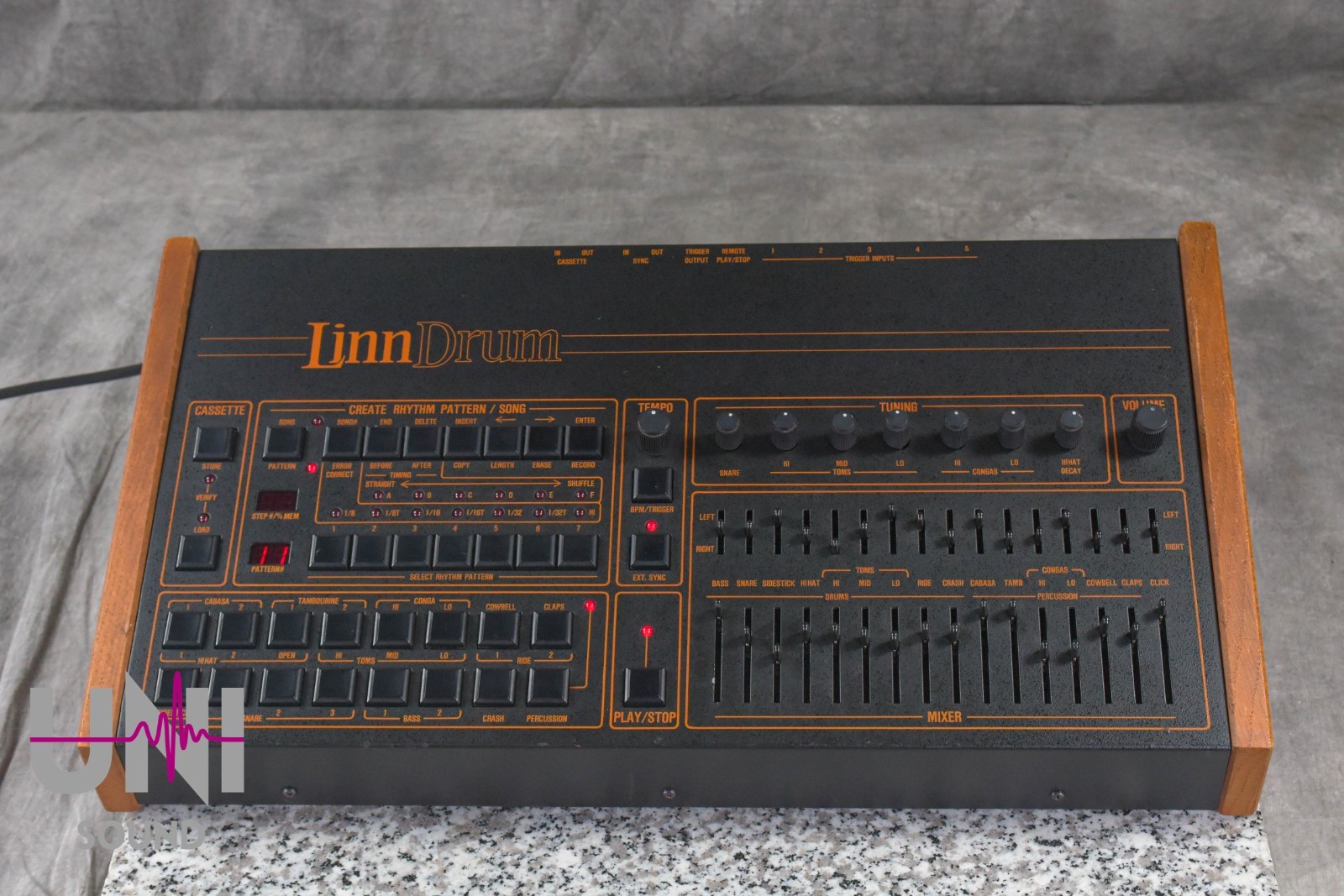 Linn Linn Drum LM-2 Drum Machine in Excellent Condition.