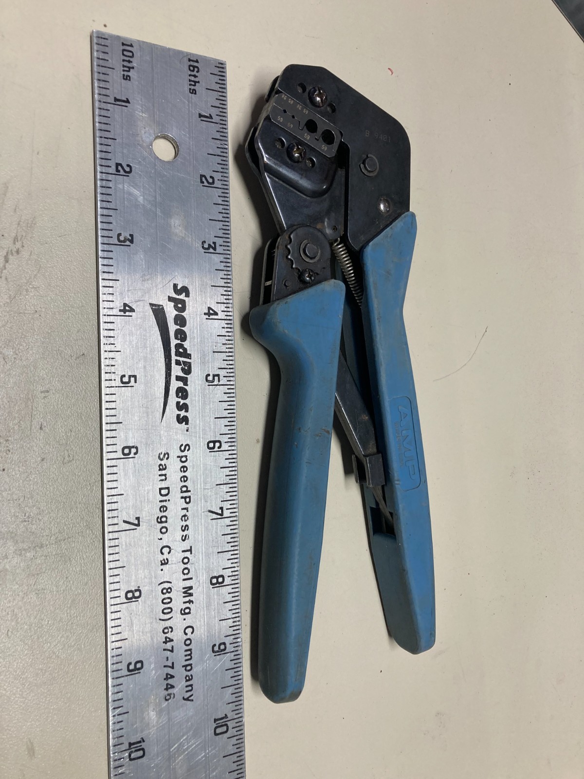 Amp Brand Wire Ratchet Crimper Electrician Tool B 9401 Rg 58/ Rg 59 Die