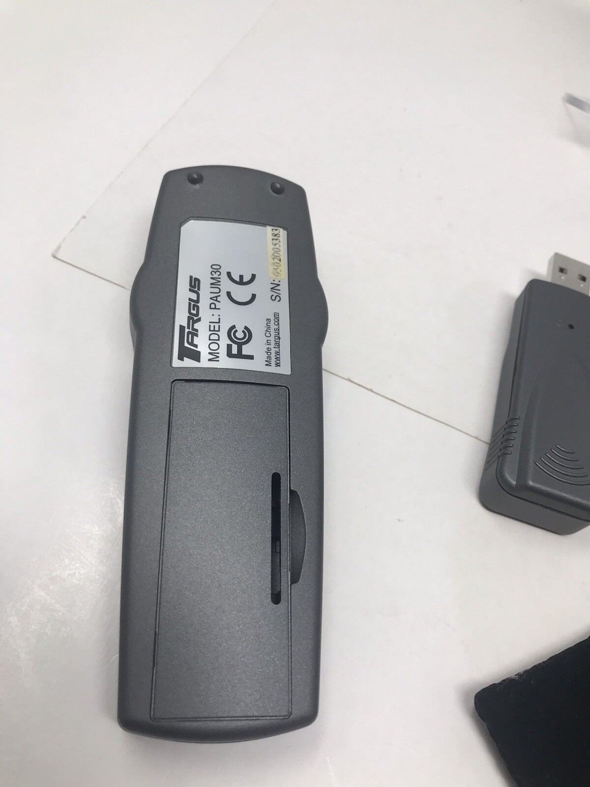 Targus Laser Pointer PAUM30 Presenter and USB Stick Case