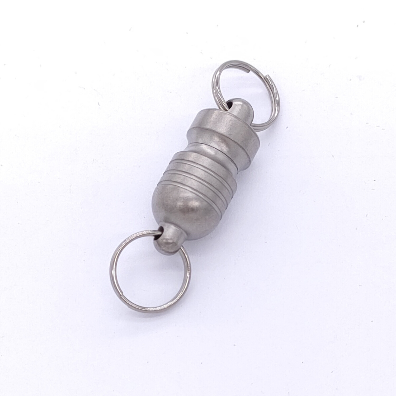 Titanium Alloy Quick Buckle Quick Detach Magnet Keychain Multi Tools Pendant EDC