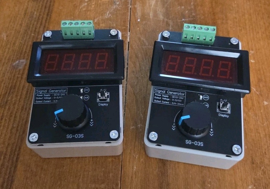 2 DROK Signal Generators, DC 12-24V; 0/4-20mA 1 New 1 used