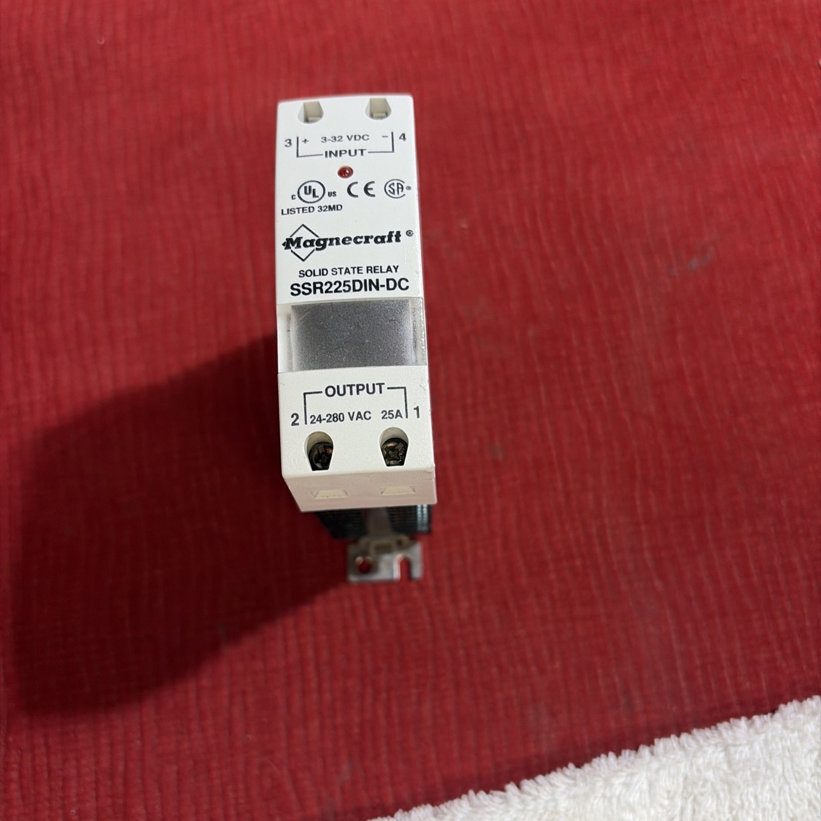 SSR225DIN-DC MAGNECRAFT SOLID STATE RELAY
