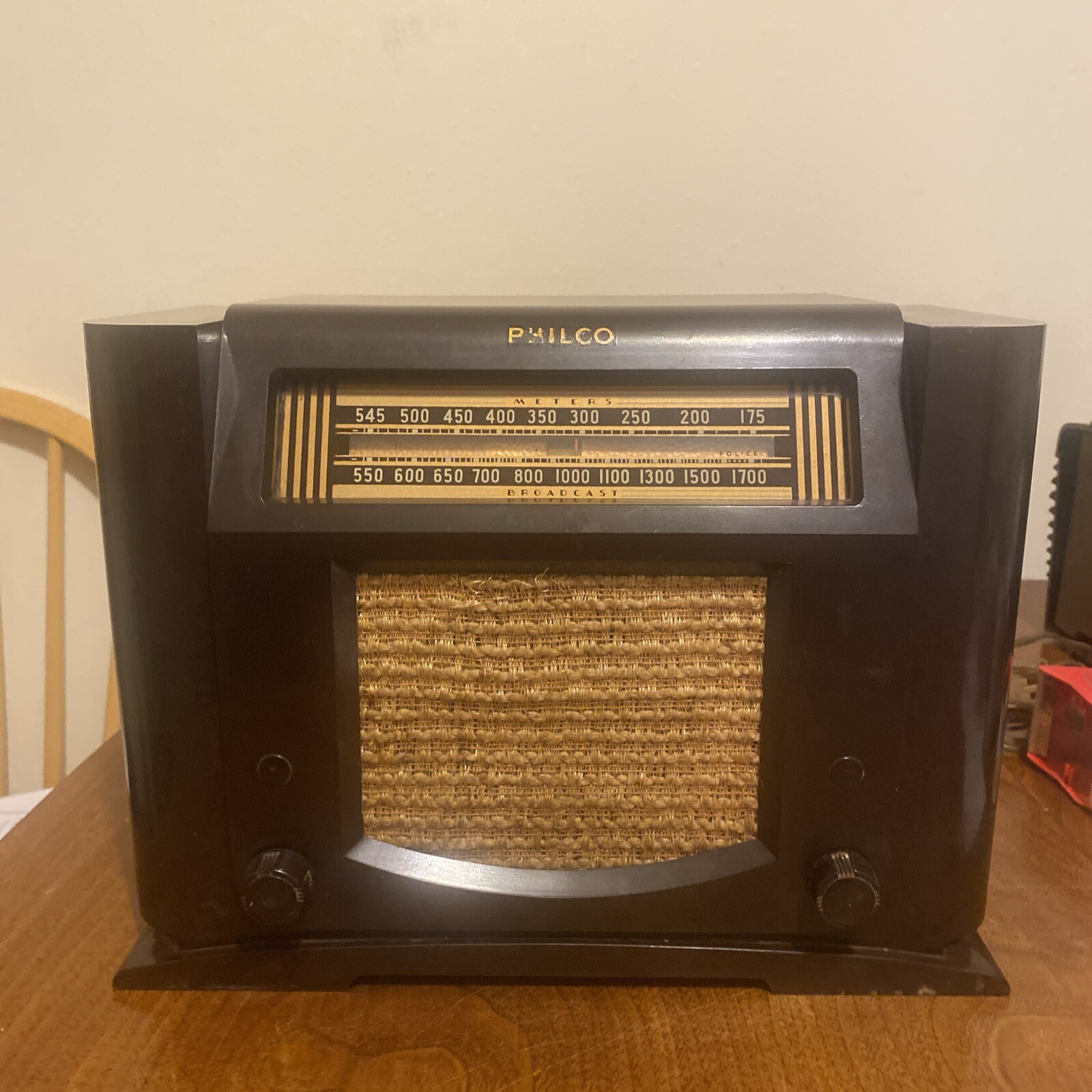 PHILCO ® 41-90 Code 121 Bakelite Table Top Farm Battery Vacuum Tube Radio