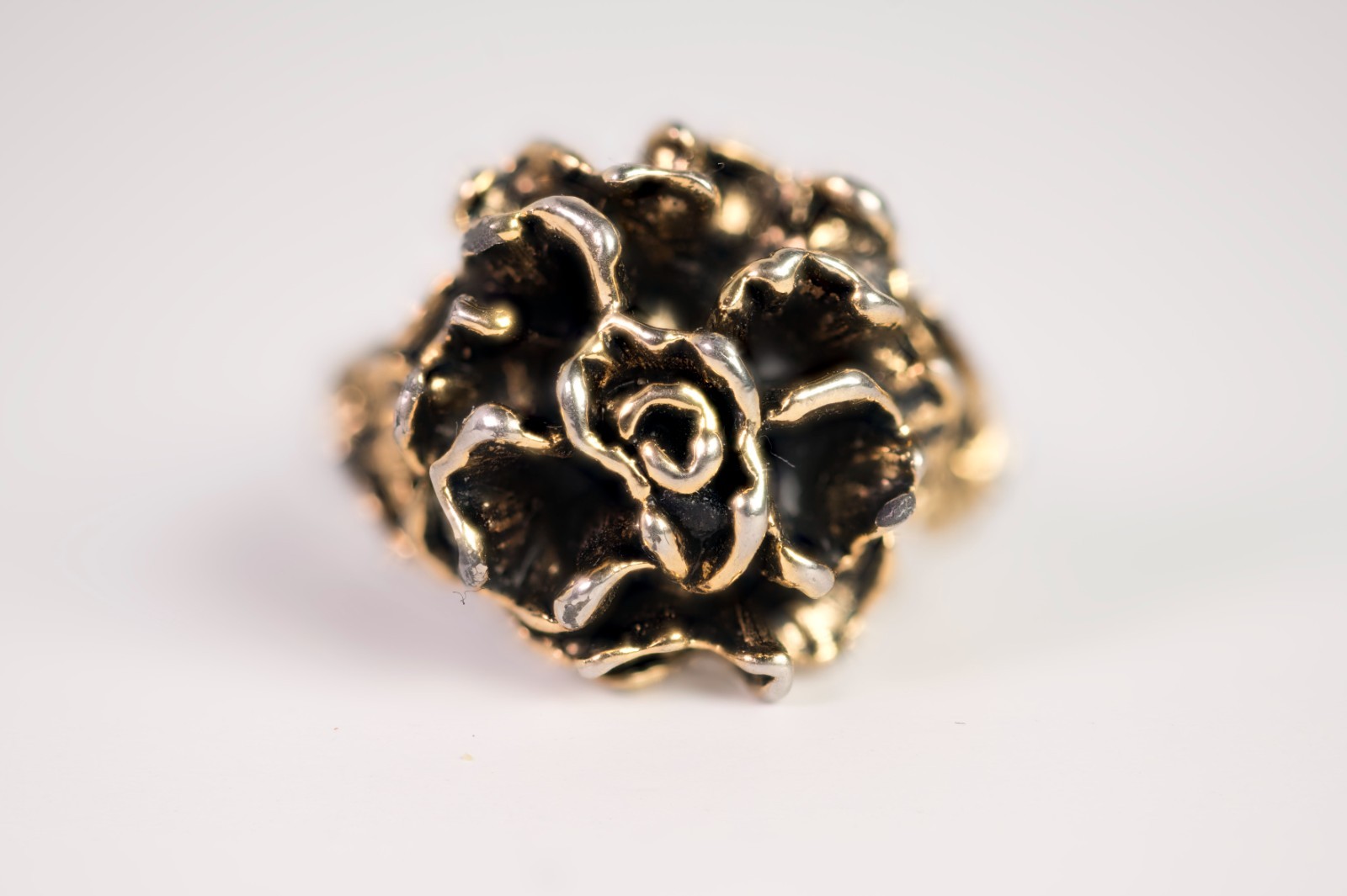 Vintage Artisan Openwork Filigree Dome Ring – Pewter-Tone Adjustable Statement