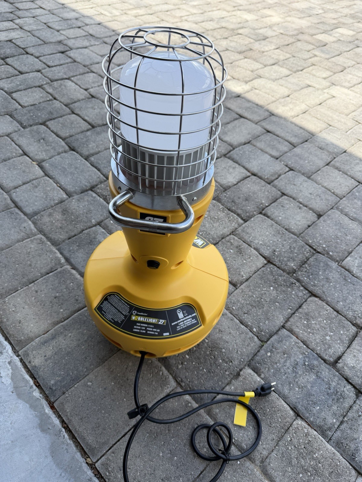 Wobblelight Yellow Corded Portable Worklight 120V w/ Protective Wire Cage