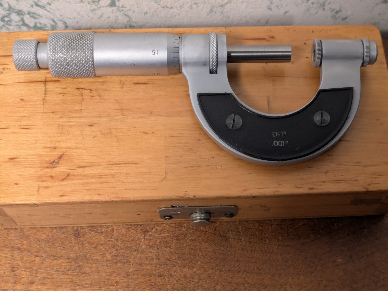 VIS 0-1 Inch THREAD PITCH MICROMETER w/ 6 ANVIL SETS