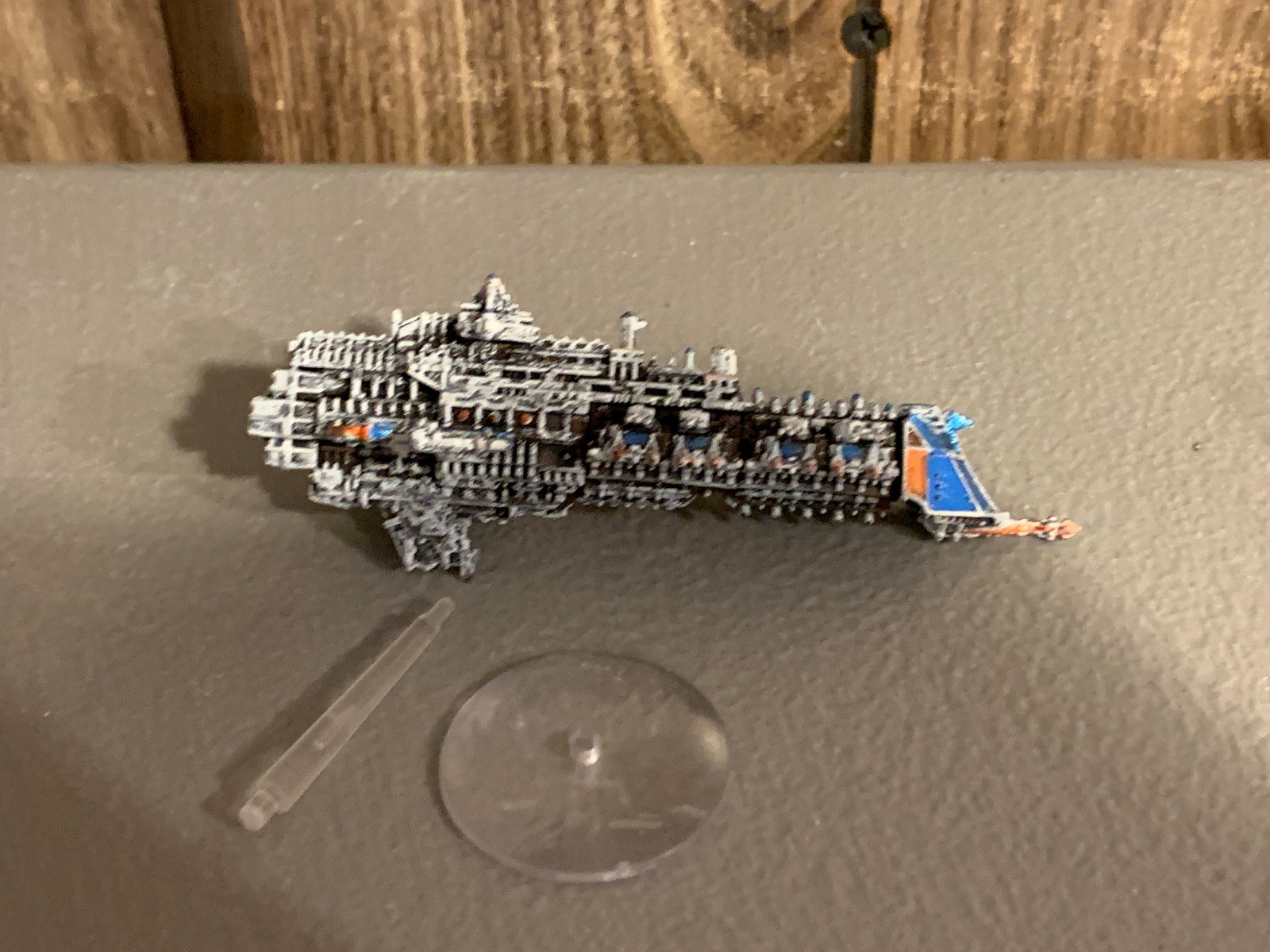 A40265 BATTLEFLEET GOTHIC OVERLORD RETRIBUTION CLASS? IMPERIAL CRUISER WARHAMMER