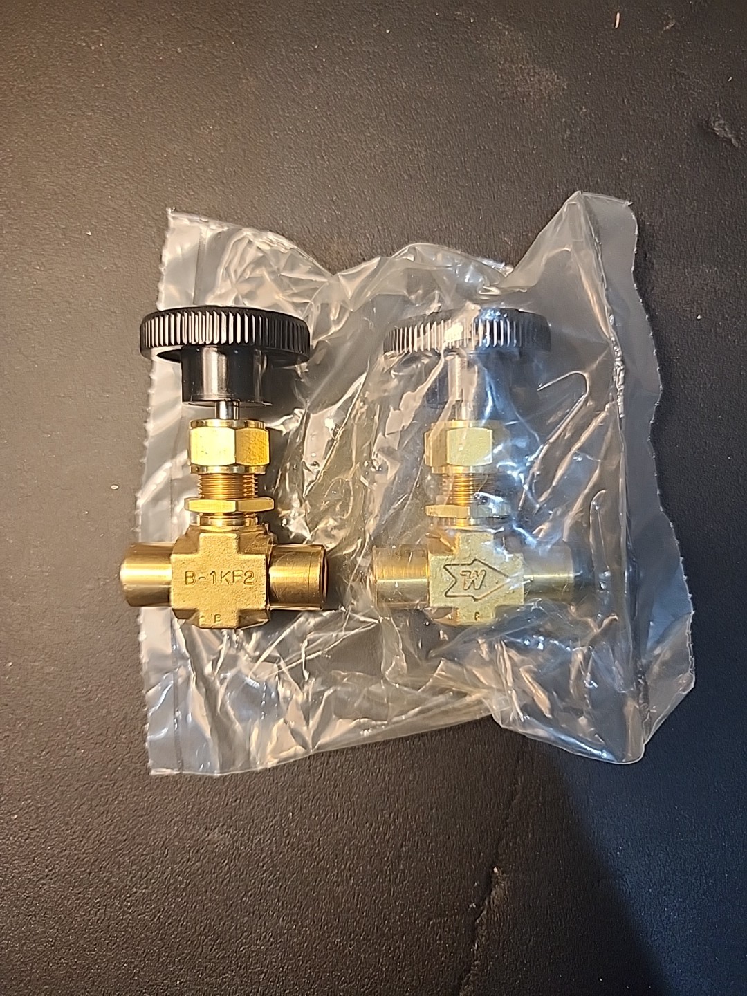 Lot Of 2 Whitey/Swagelok B-1KF2 Brass Integral Bonnet Needle Valve