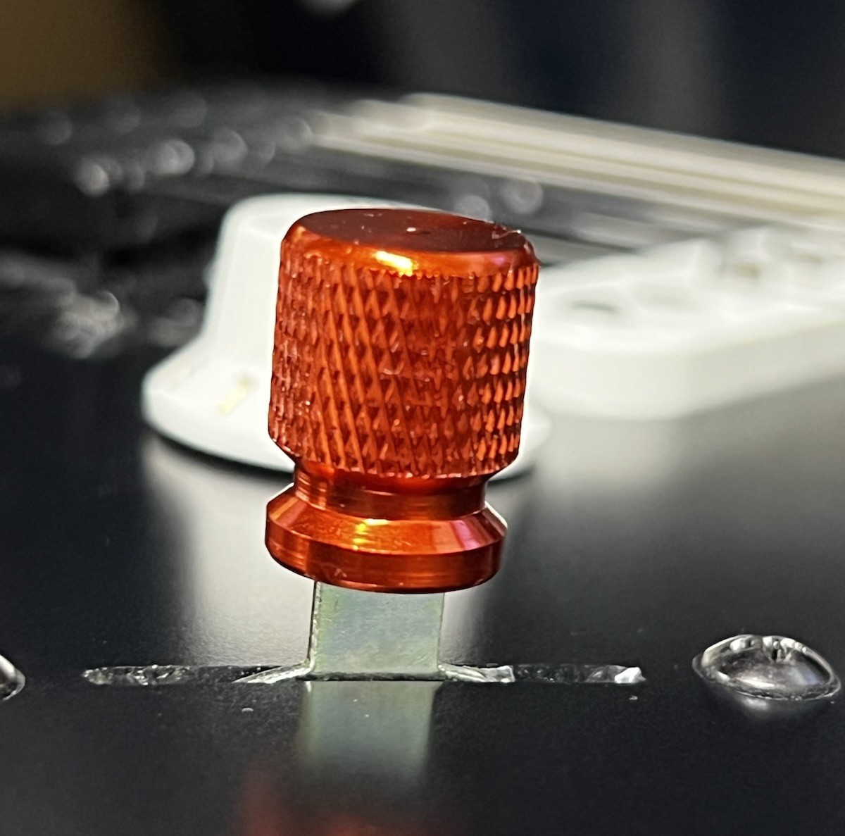 Kinnatone Orange knurled downturned Strat Or tele switch tip Blade Style Charvel