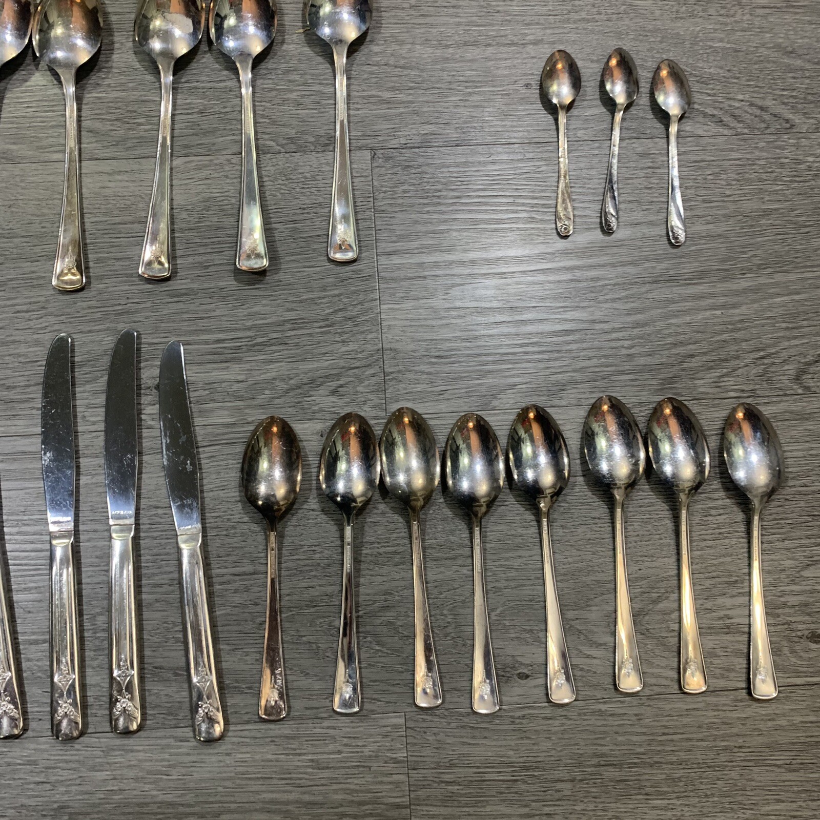 Vintage MINUET Silver Plate Flatware Set 42 Pieces (7 settings +)