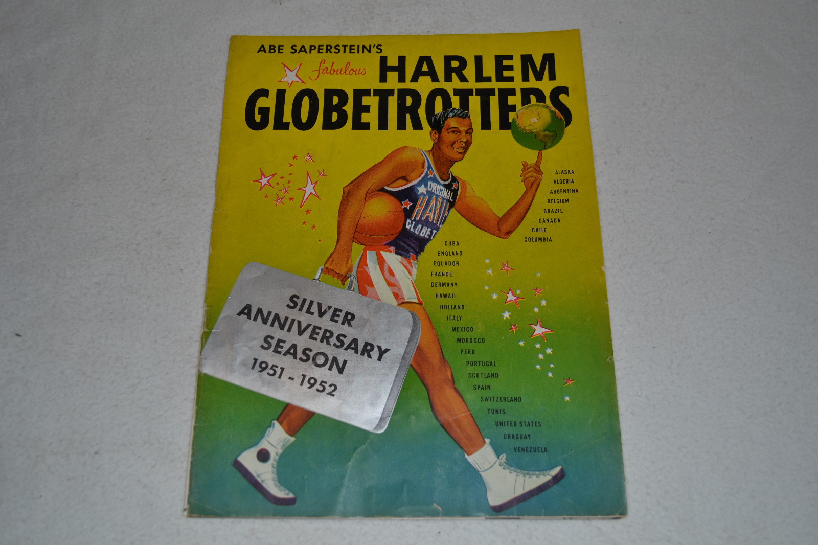 Rare 1951-52 Abe Saperstein's HARLEM GLOBETROTTERS Silver Anniversary Program