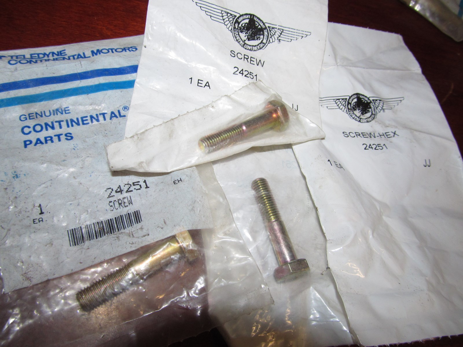 Continental TCM SCREW HEX 24251 New old stock in original packaging