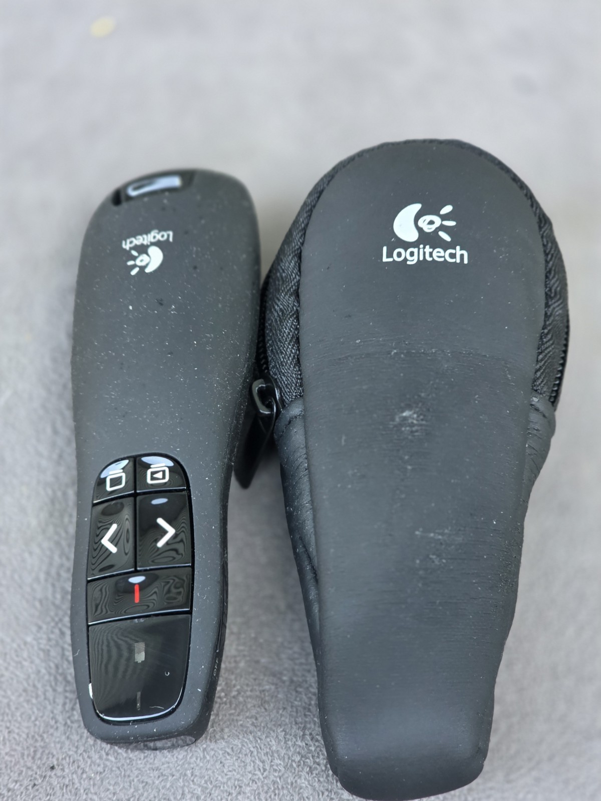 Logitech R400 Presenter Remote w/Laser Pointer NO BATTERIES
