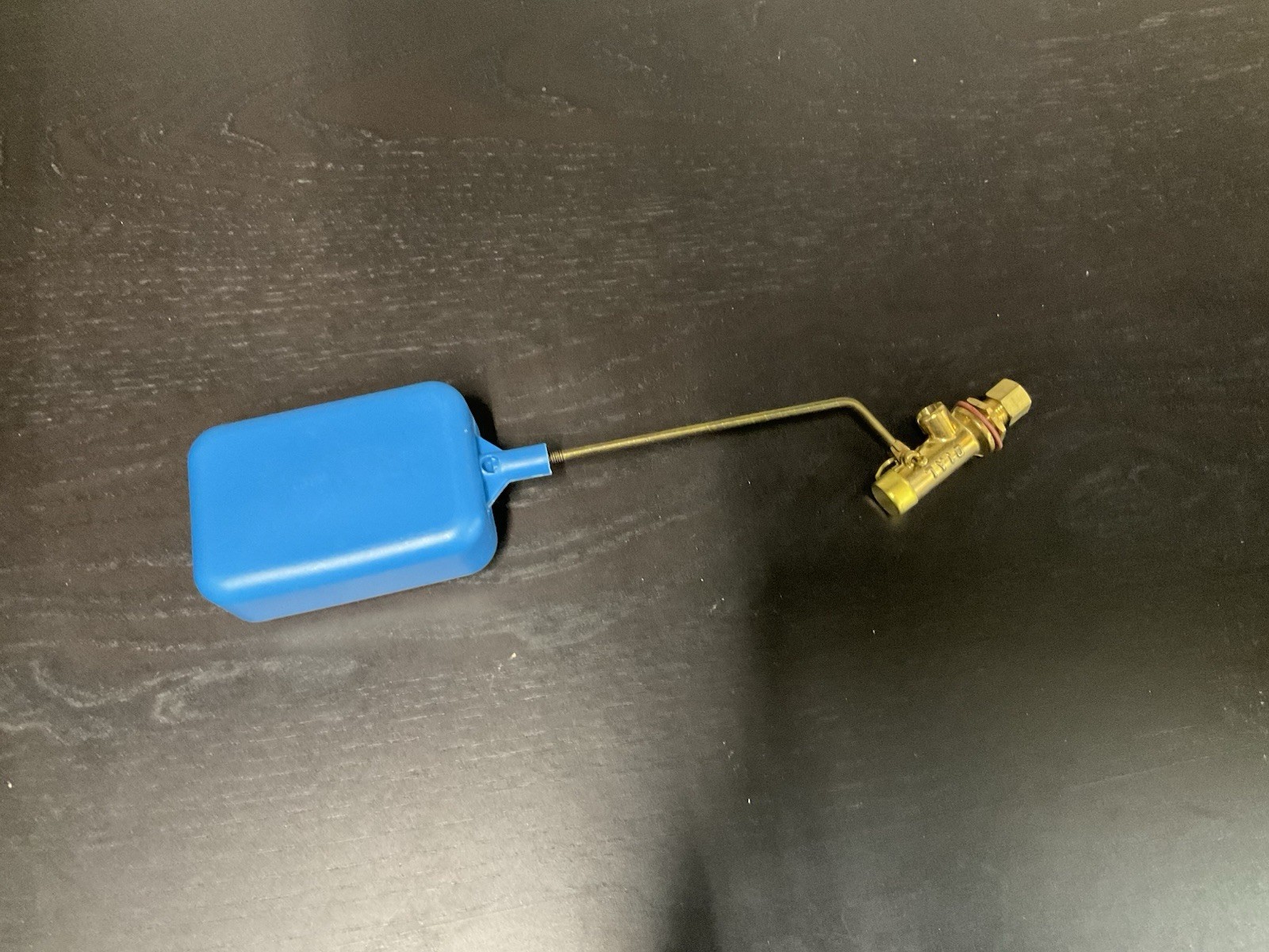Dial 4153 Brass Plastic Float Valve 1/4-In Compression