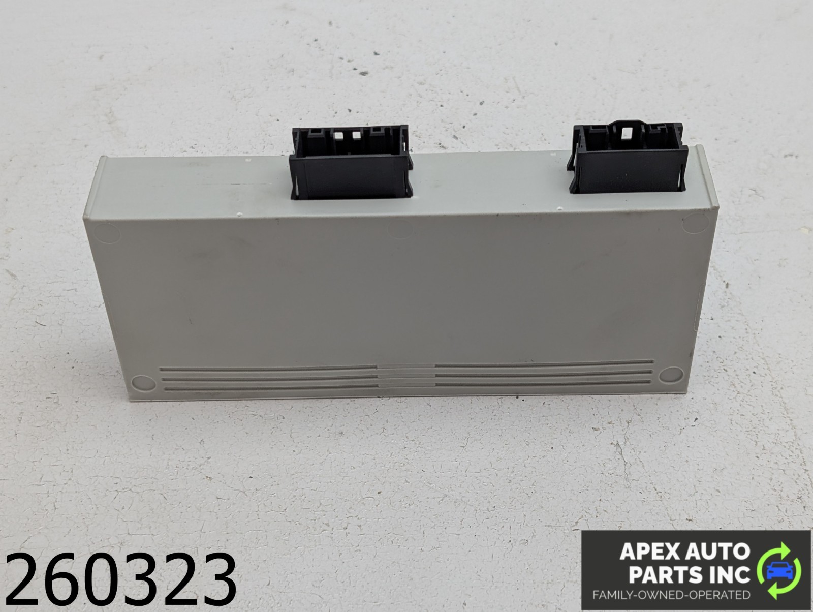 OEM 2016 BMW 528i xDrive 2.0L AUTOMATIC TRUNK LID TAILGATE CONTROL MODULE
