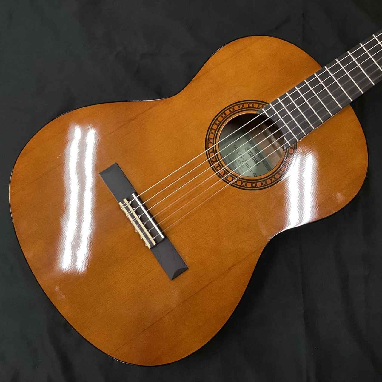 Yamaha CS40J 02 Classical Guitar with Soft Case Spruce Top