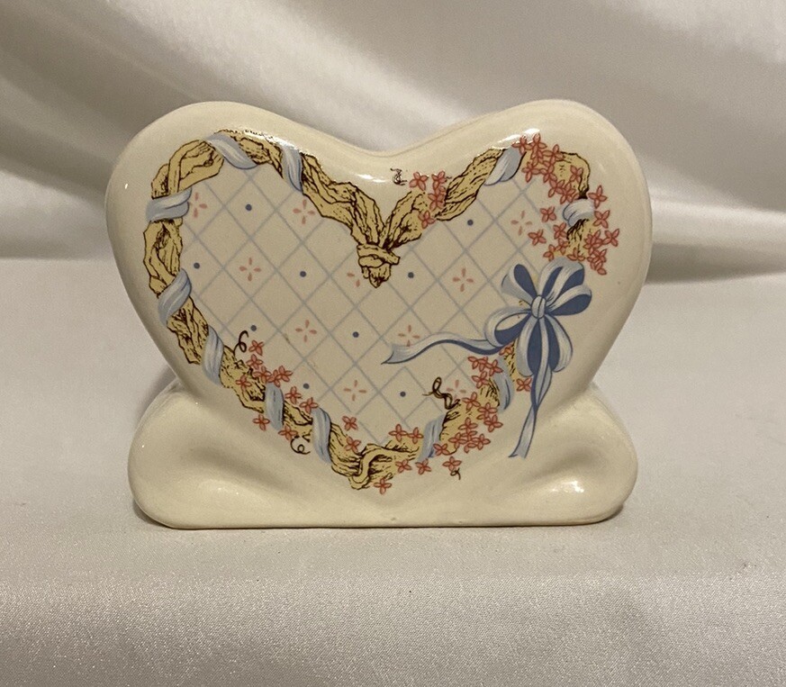 House of Lloyd 1989 Small Heart Shaped Planter 3.25 x 4"