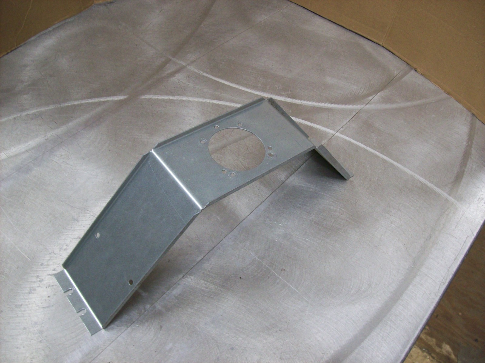 Manitowoc Genuine OEM NOS Fan Motor Bracket (from a SF0906A machine)