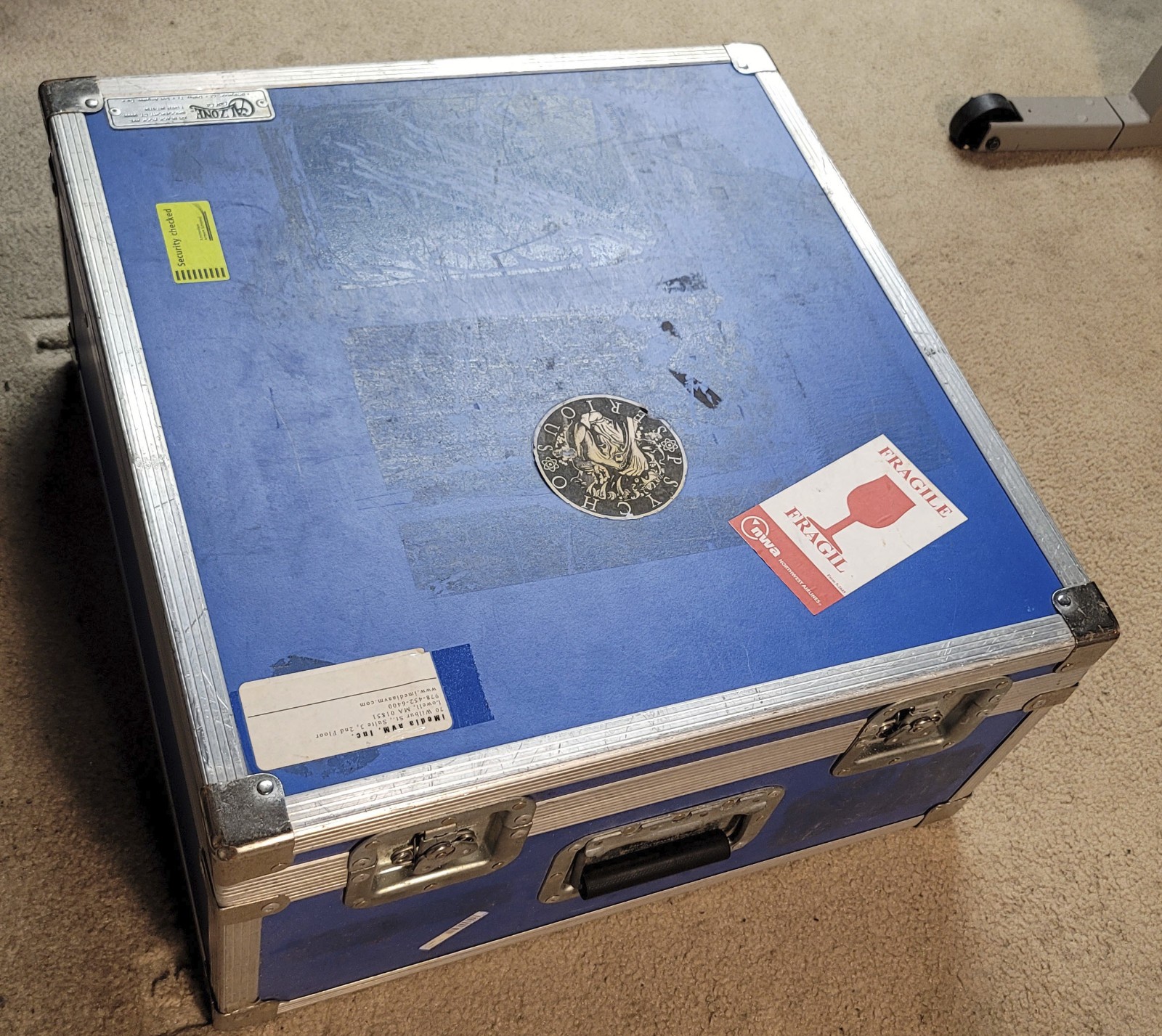 Calzone Heavy Duty road case storage box w hinged lid