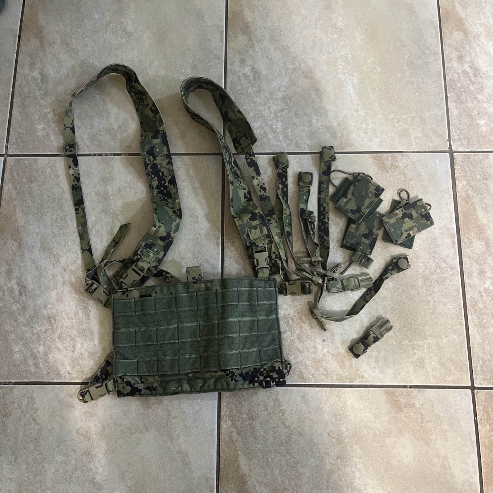 Eagle Industries AOR2 Low Profile Special Purpose Chest Rig V2