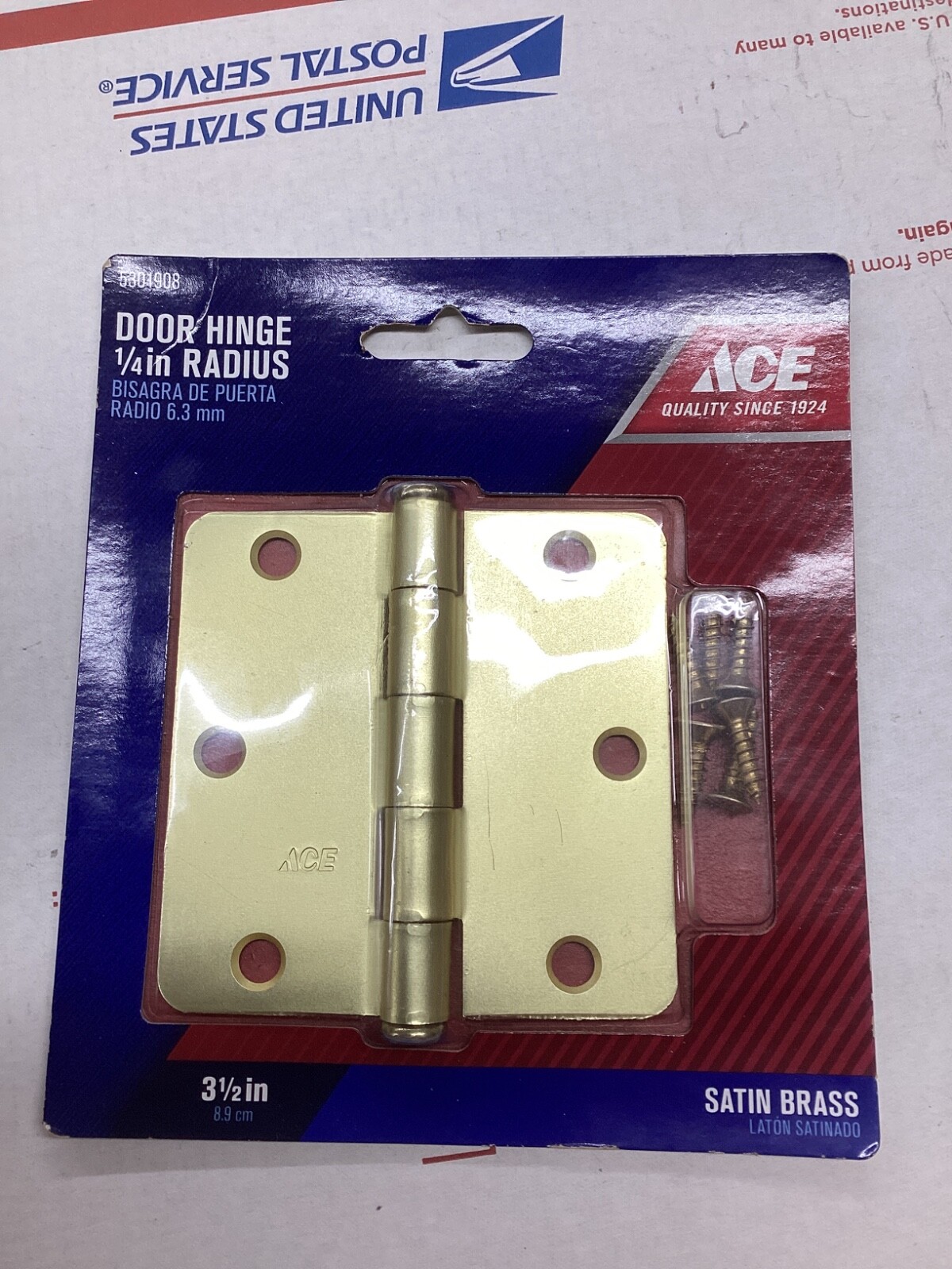 Ace 3 1/2" Door Hinge 1/4" Radius Satin Brass 5301908