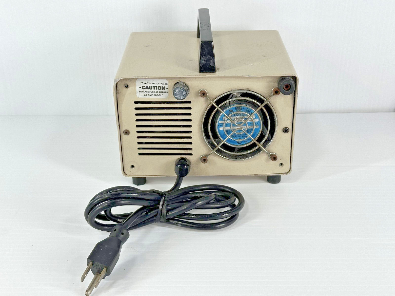 McBain Instruments FOI-1 Fiber Optic Illuminator Light Source Tested Working