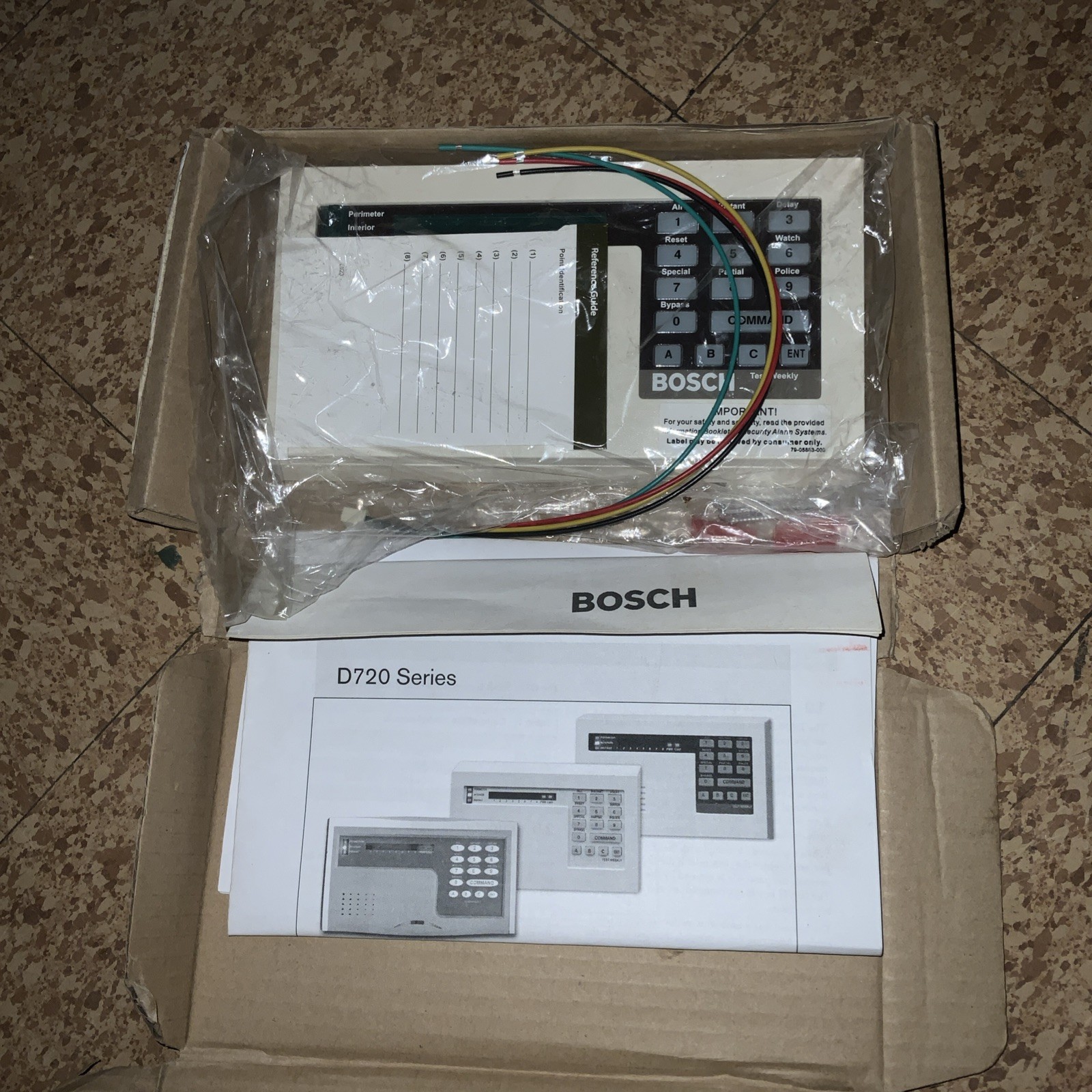 Bosch Radionics D720 Alpha Numeric Command Center Alarm Keypad Annunciator