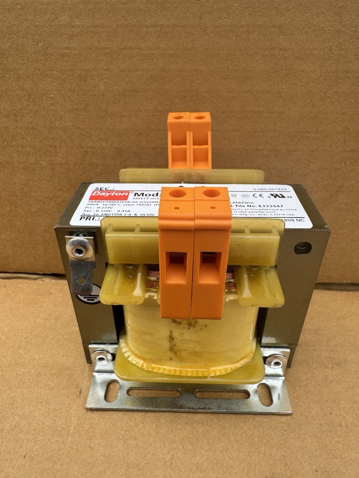 DAYTON Isolating Transformer  (1) 4MTL9 277V AC, 120V AC, 50 VA