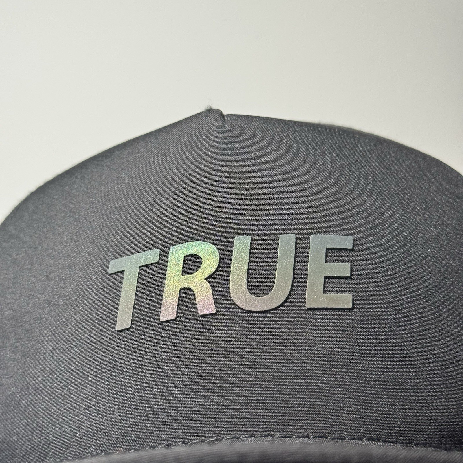 True Linkswear Golf Hat TRUE LUX TECH 5-Panel Snapback Tour Performance Cap
