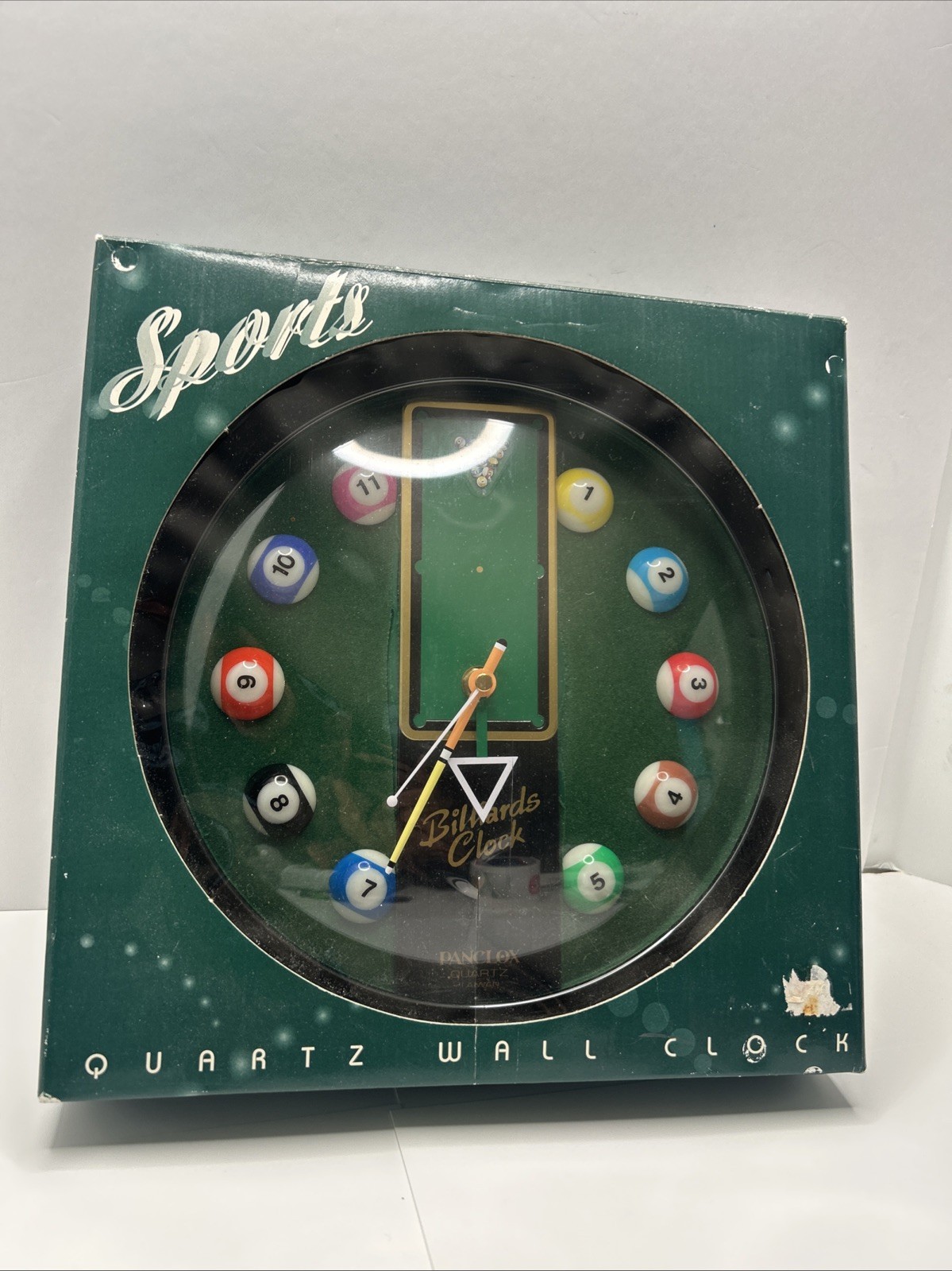 Vintage Quartz Sports Wall Clock Billiards/Pool Table