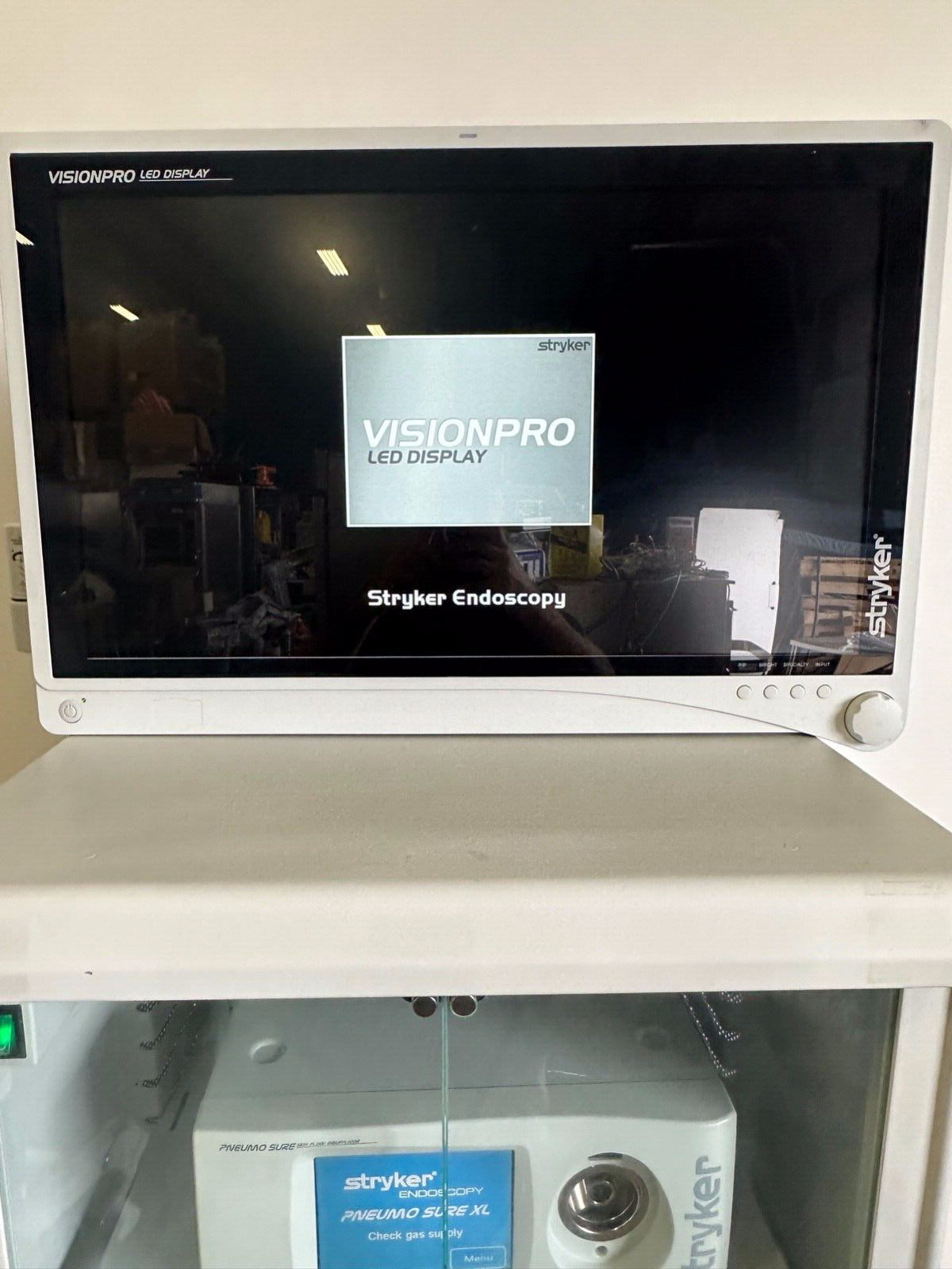 Stryker 1488 Endoscopy Tower System