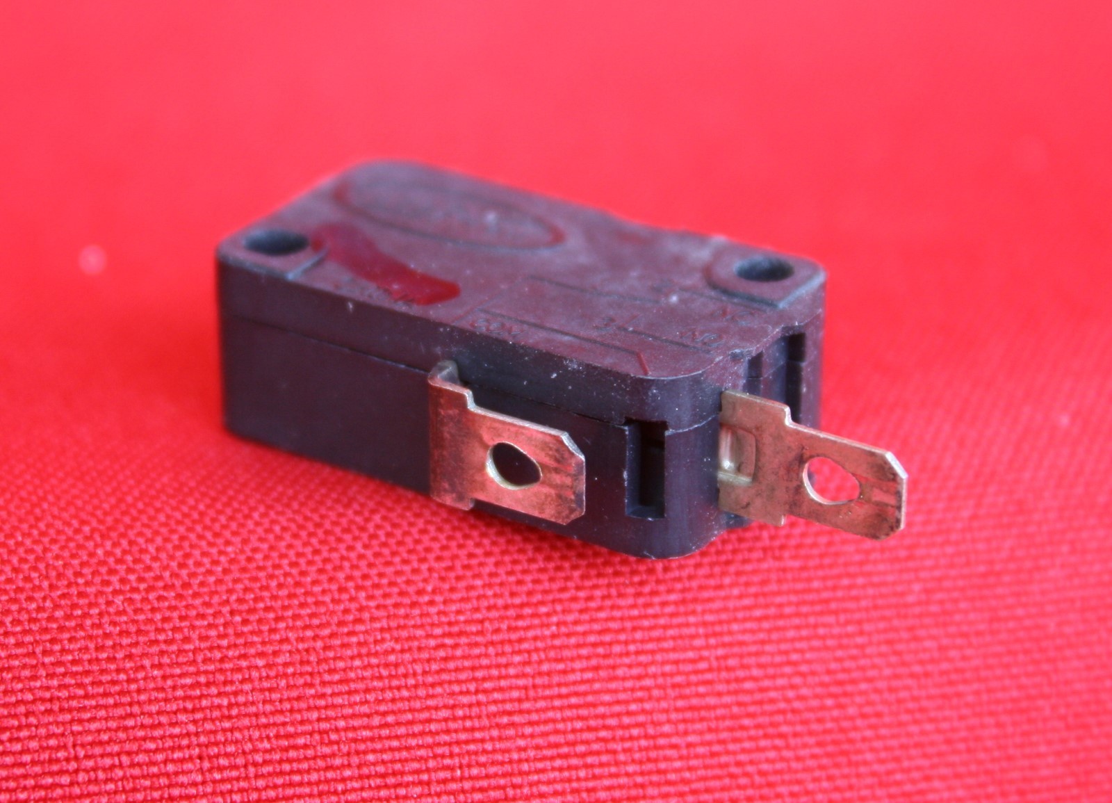 GENUINE STARION MICRO SWITCH (RED) MODEL SZM-V16-FA-63