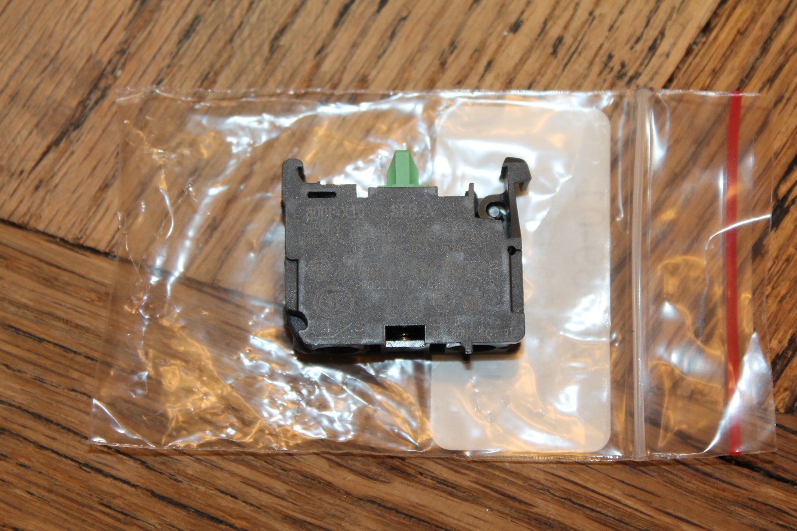 SPRECHER & SCHUH D7-X10 auxiliary contact block (NIB)