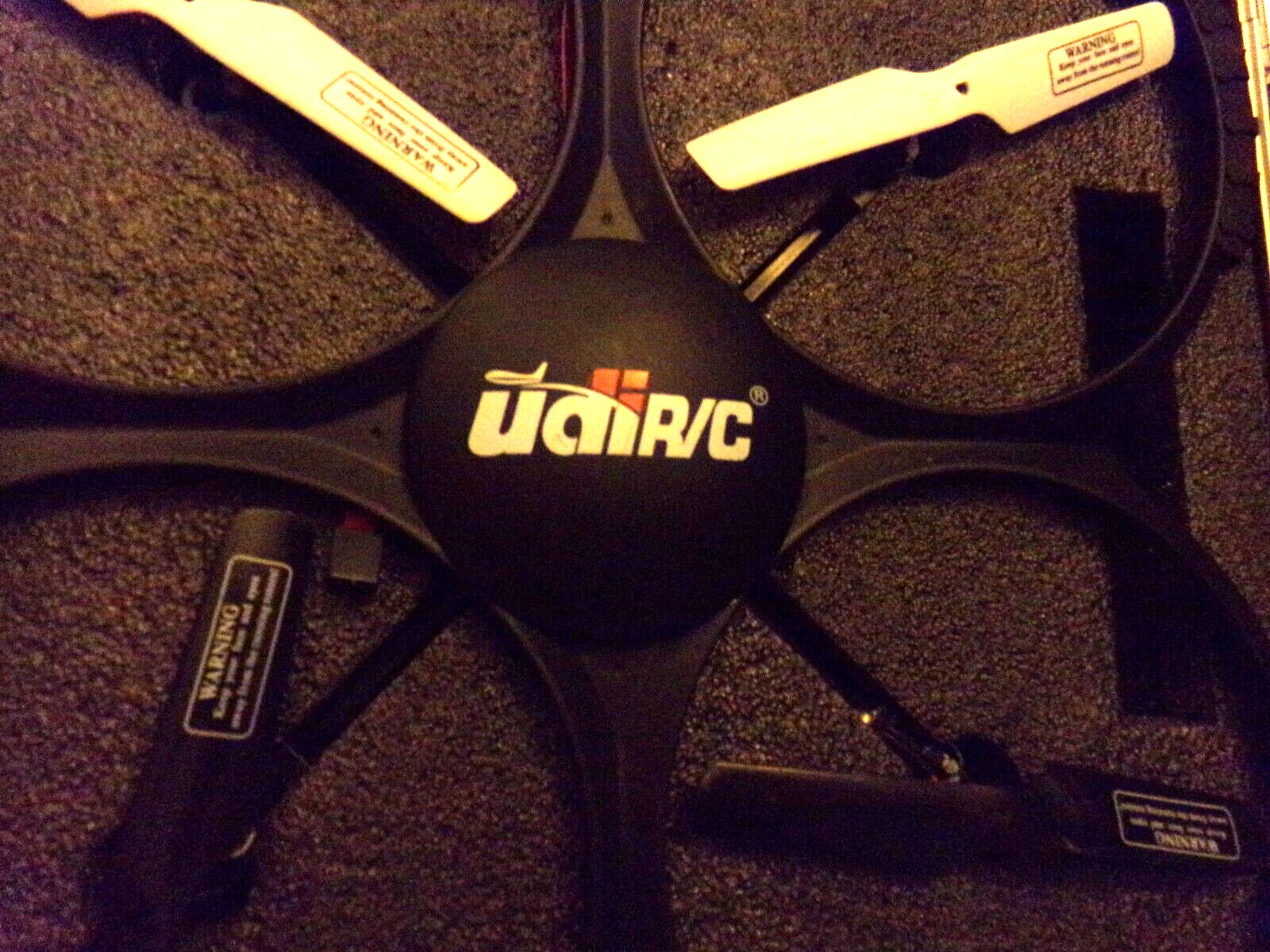 FORCE1 udi R/C QUAD COPTER in silver metal case large drone
