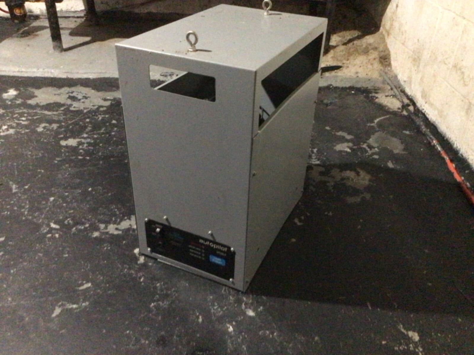 Autopilot APCG8NG CO2 Generator with 8 Brass Burner