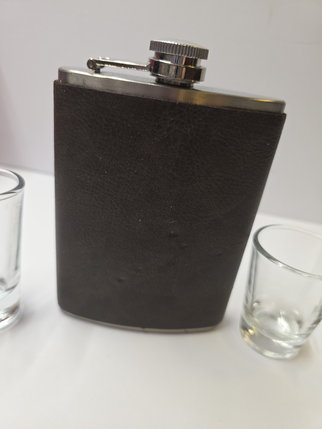 Flas And 6 Shot Glasses