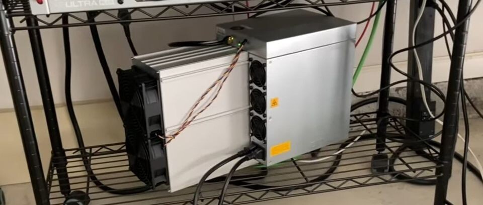 Bitmain Antminer E9 Pro 3.48Gh/s 2200 watts ETC OCTA ETH ETHW Asic Miner