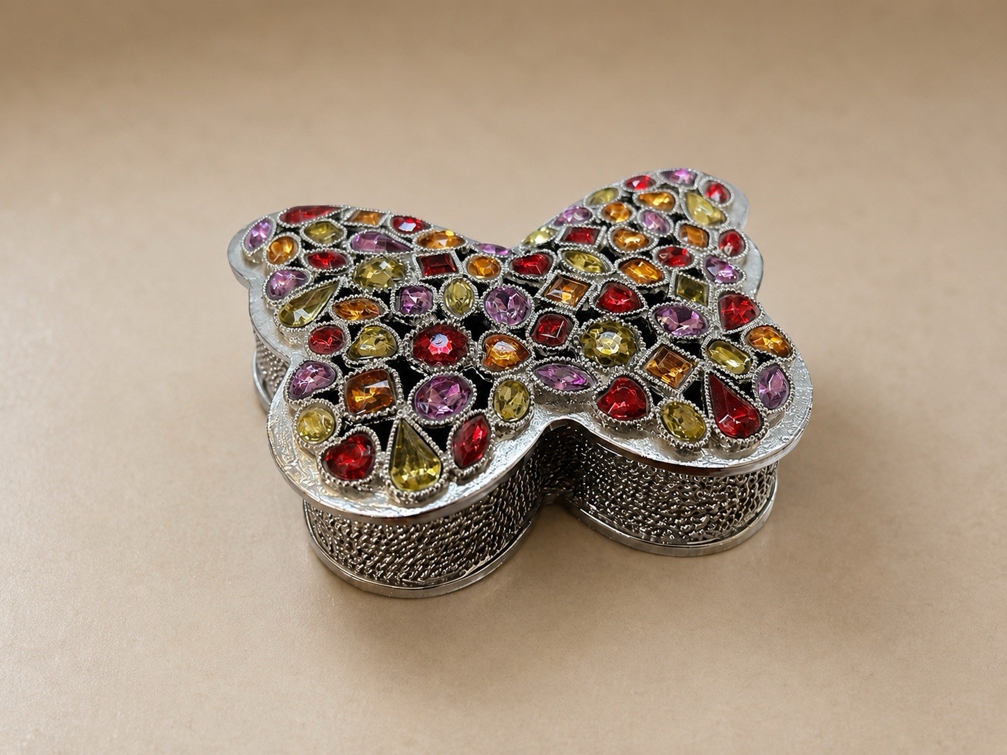 Vtg Neiman Marcus Swarovski Crystal Silver Plated  Butterfly Trinket Box